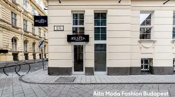 Alta Moda Fashion Budapest (ex. Cosmo City Hotel)