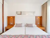 Altair Apartments