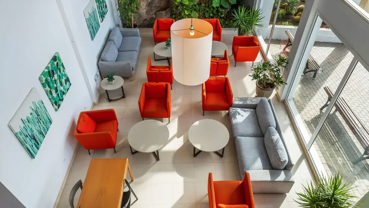 Altamadores Hotel
