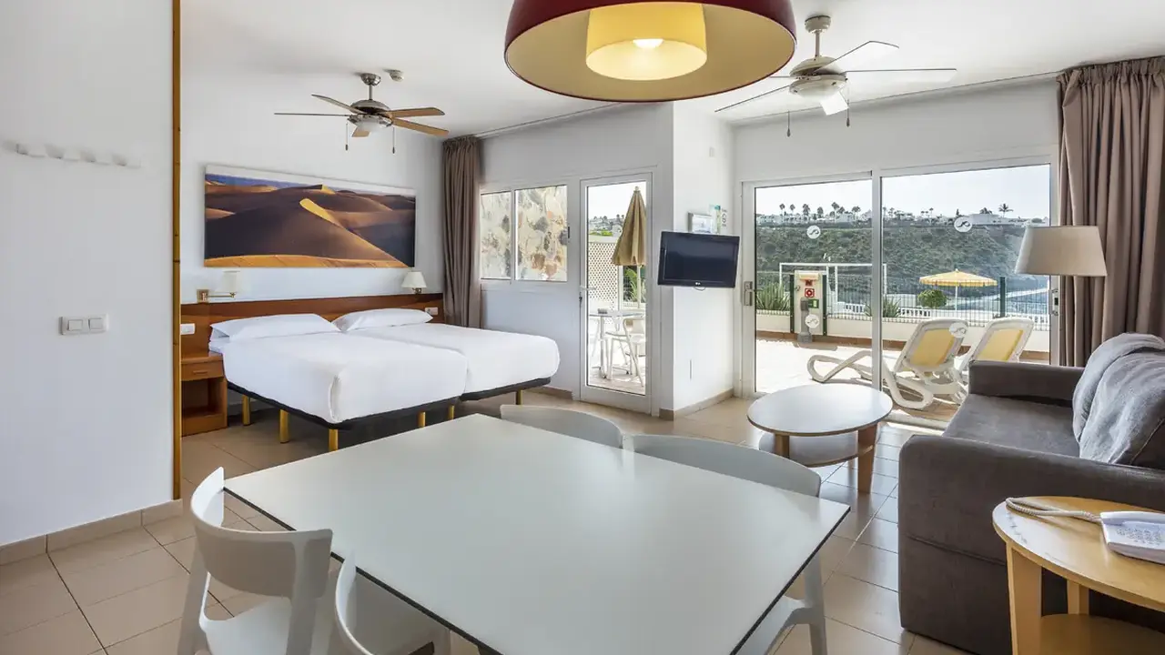Altamadores Hotel