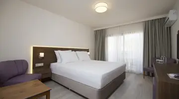 Altamare Hotel (Ex. Neopol Hotel Deluxe)