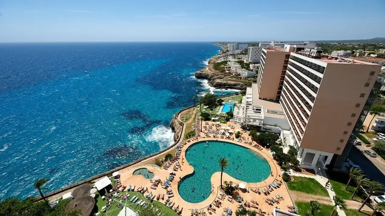 Alua Calas de Mallorca Resort