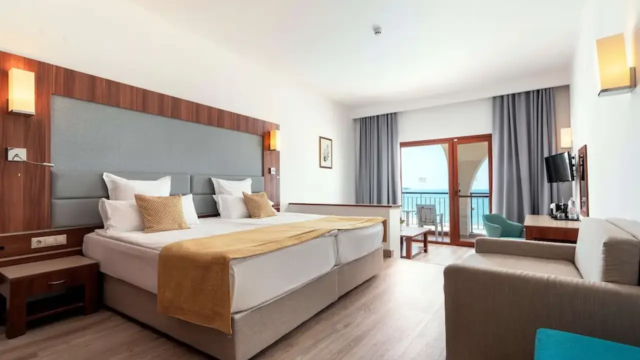 Alua Helios Bay - All Inclusive