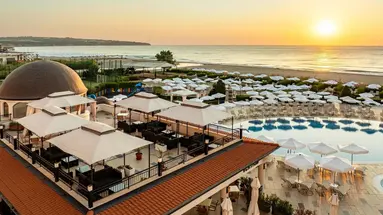 Alua Helios Bay