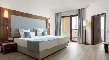 Alua Helios Bay