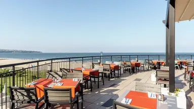 Alua Helios Bay