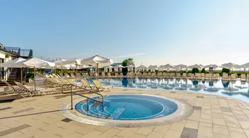 Alua Helios Bay