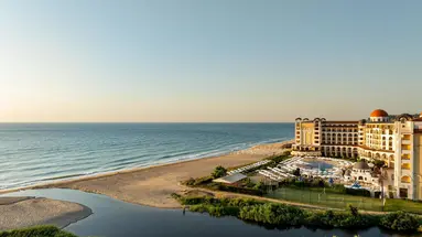 Alua Helios Bay