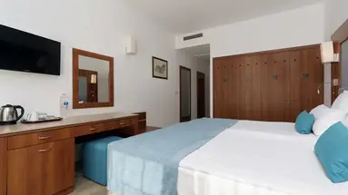 Alua Helios Bay