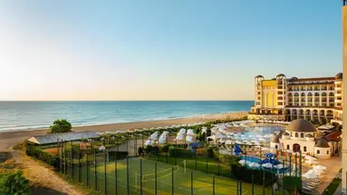 Alua Helios Bay