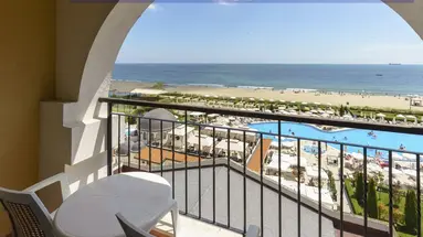Alua Helios Bay