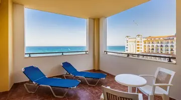 Alua Helios Bay