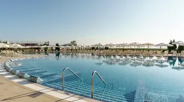 Alua Helios Bay