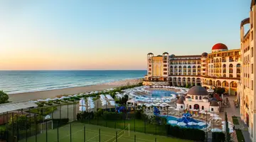 Alua Helios Bay