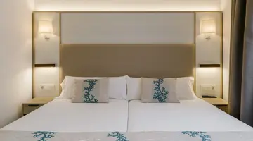 ALUA SUITES LAS ROCAS