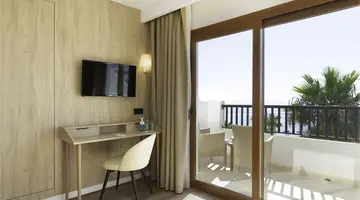 ALUA SUITES LAS ROCAS