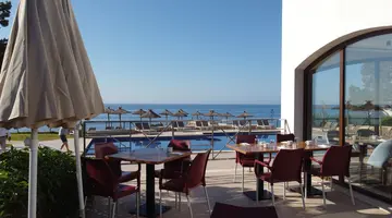 ALUA SUITES LAS ROCAS