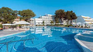 AluaSun Helios Beach