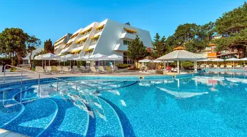 AluaSun Helios Beach