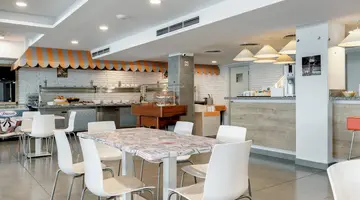 AluaSun Helios Beach