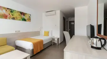 AluaSun Helios Beach
