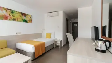 AluaSun Helios Beach