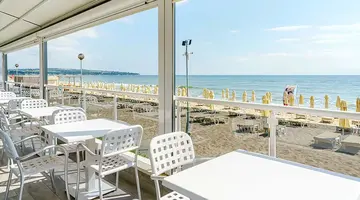 ALUASUN HELIOS BEACH