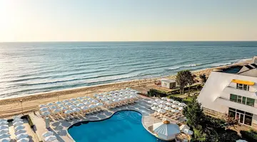 AluaSun Helios Beach