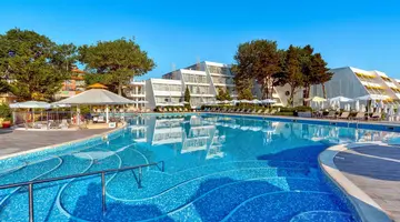 AluaSun Helios Beach