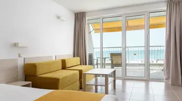 AluaSun Helios Beach