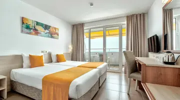 AluaSun Helios Beach