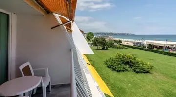 AluaSun Helios Beach