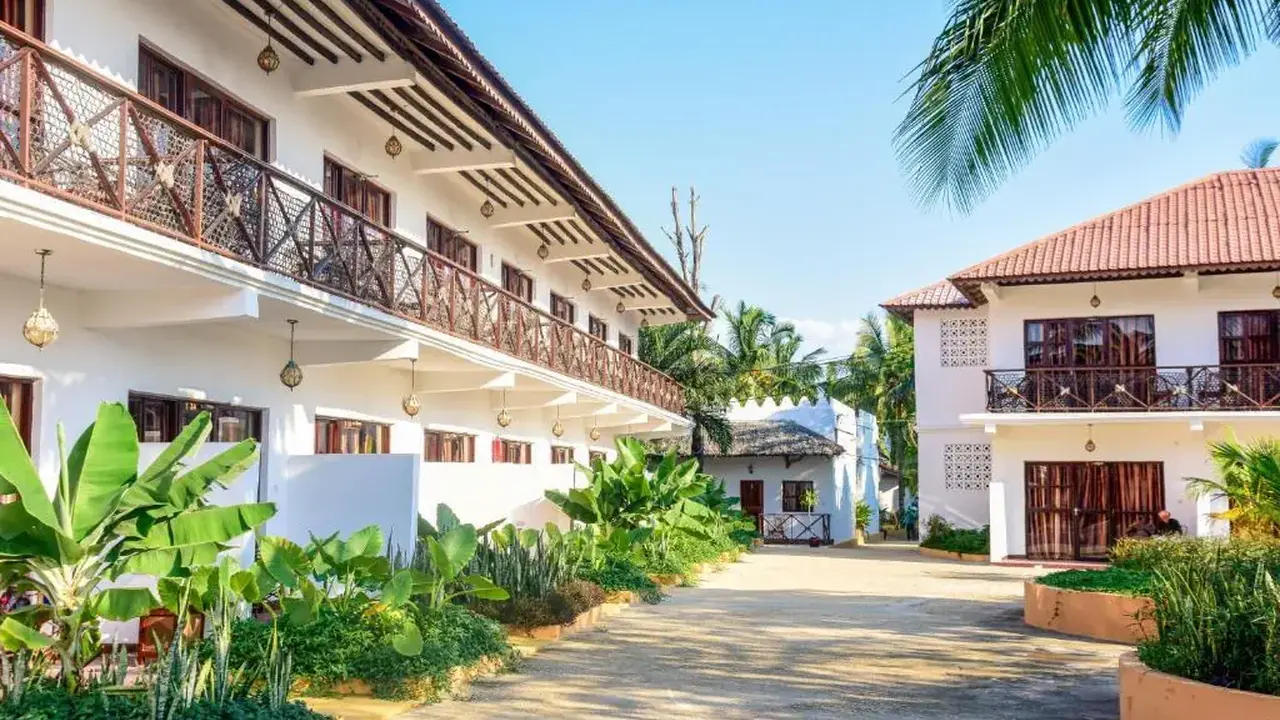 AMAAN BEACH BUNGALOWS