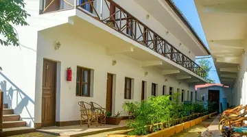 AMAAN BEACH BUNGALOWS