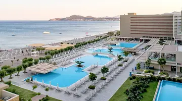 Amada Colossos Resort