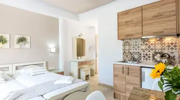 Amalia Apartments and Studios