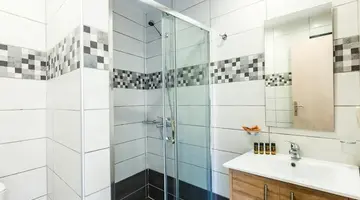 Amalia Apartments and Studios
