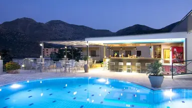 Amalia Apartments and Studios