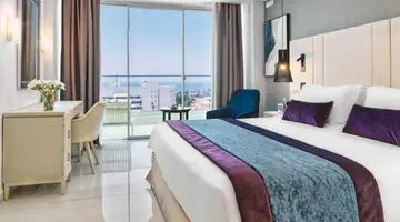 Amanti Hotel