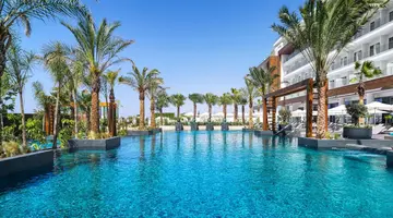 Amanti Hotel