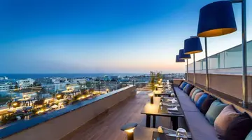 Amanti Hotel