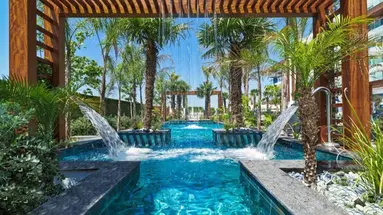 Amanti Hotel