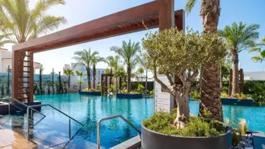 Amanti Hotel