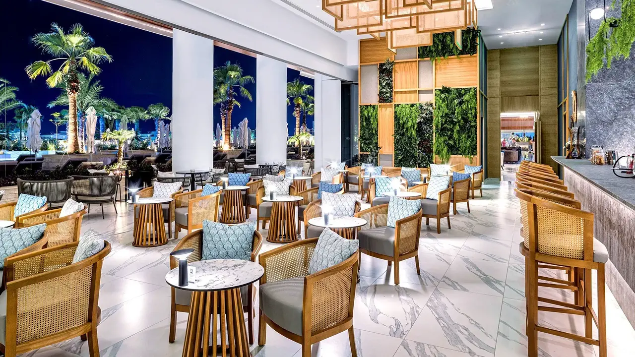 Amanti MadeForTwo Hotels