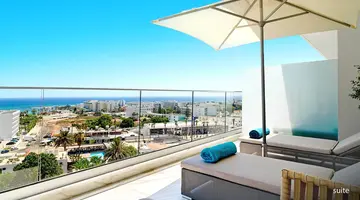 Amanti MadeForTwo Hotels