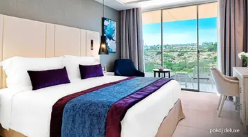 Amanti MadeForTwo Hotels