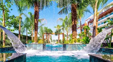 Amanti MadeForTwo Hotels