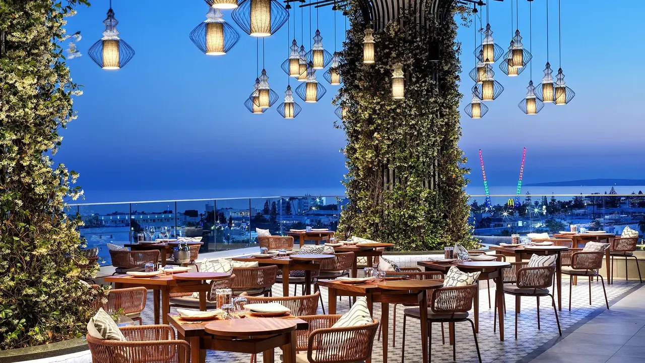 Amanti MadeForTwo Hotels