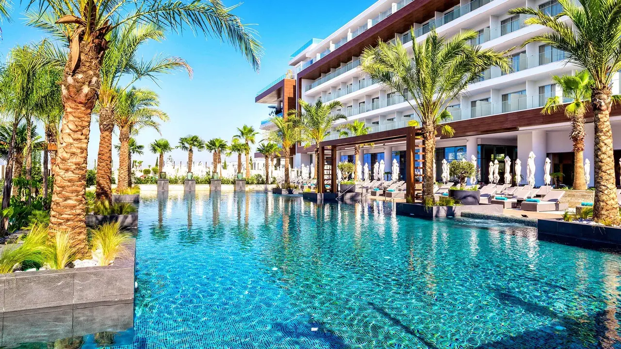 Amanti MadeForTwo Hotels