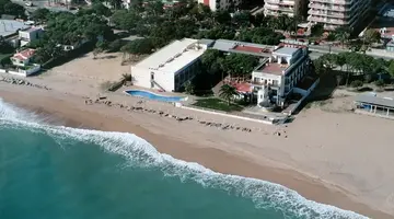Amaraigua (Adult Only)